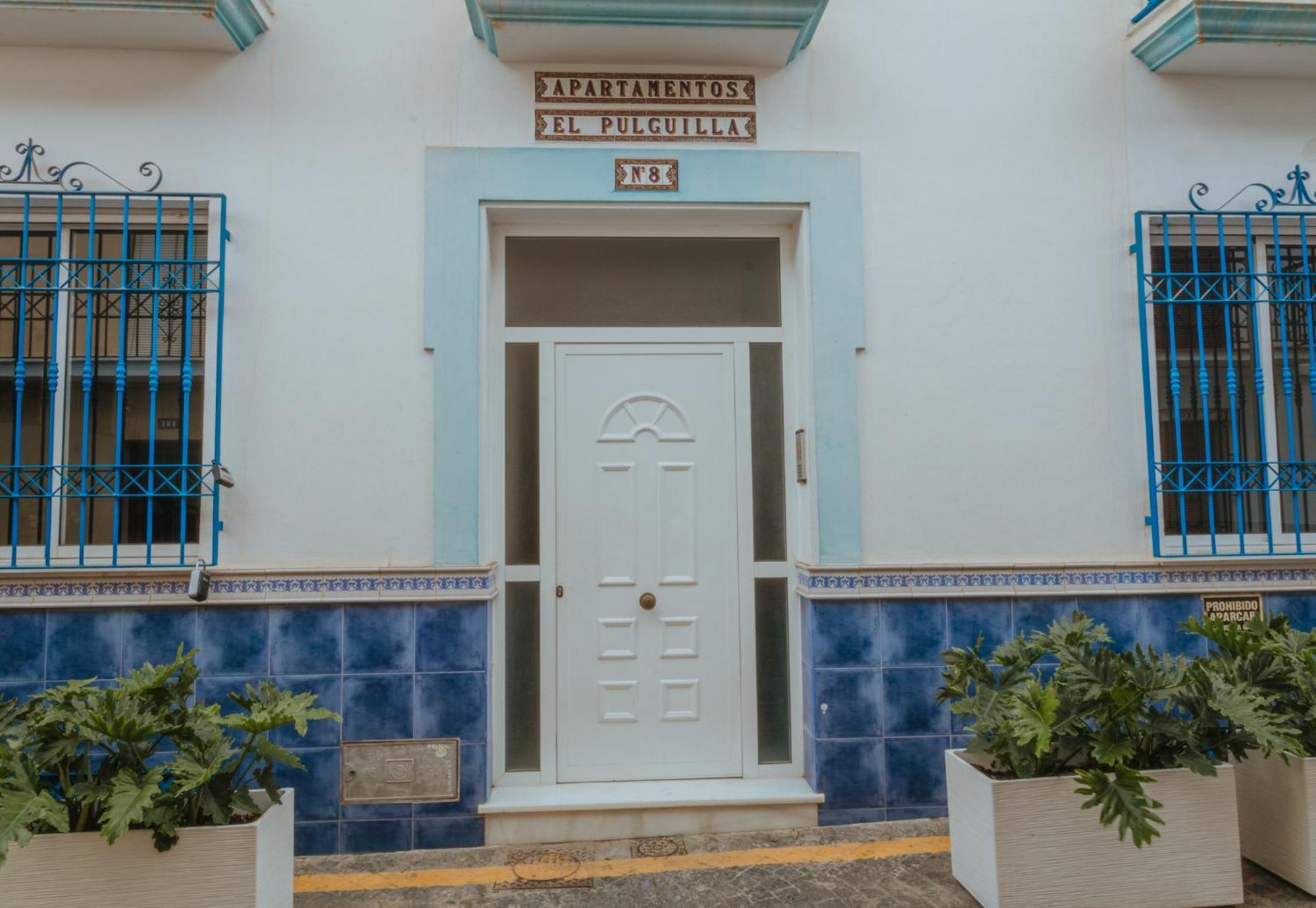 Las Flores Apartments 네르하 외부 사진