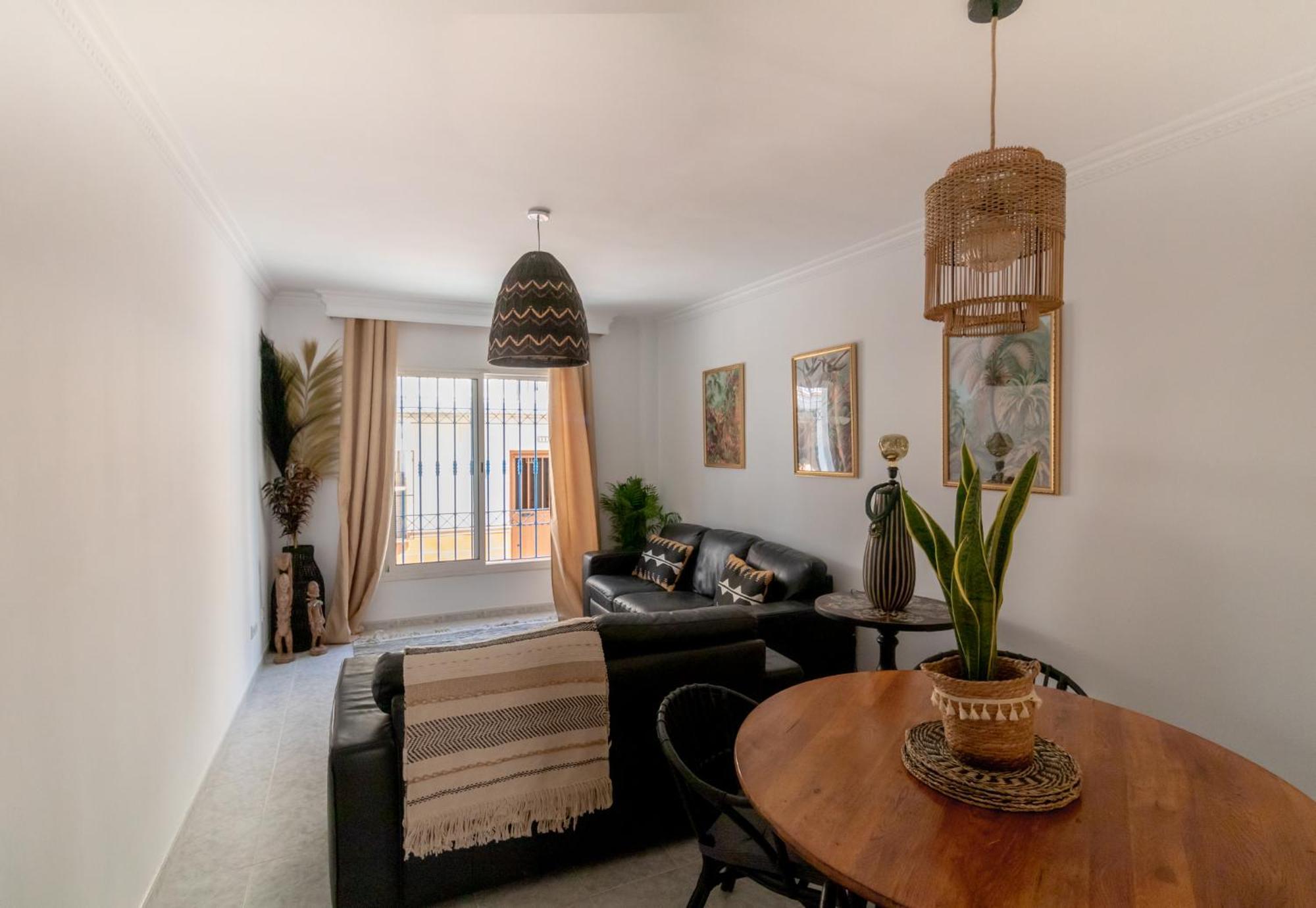Las Flores Apartments 네르하 외부 사진