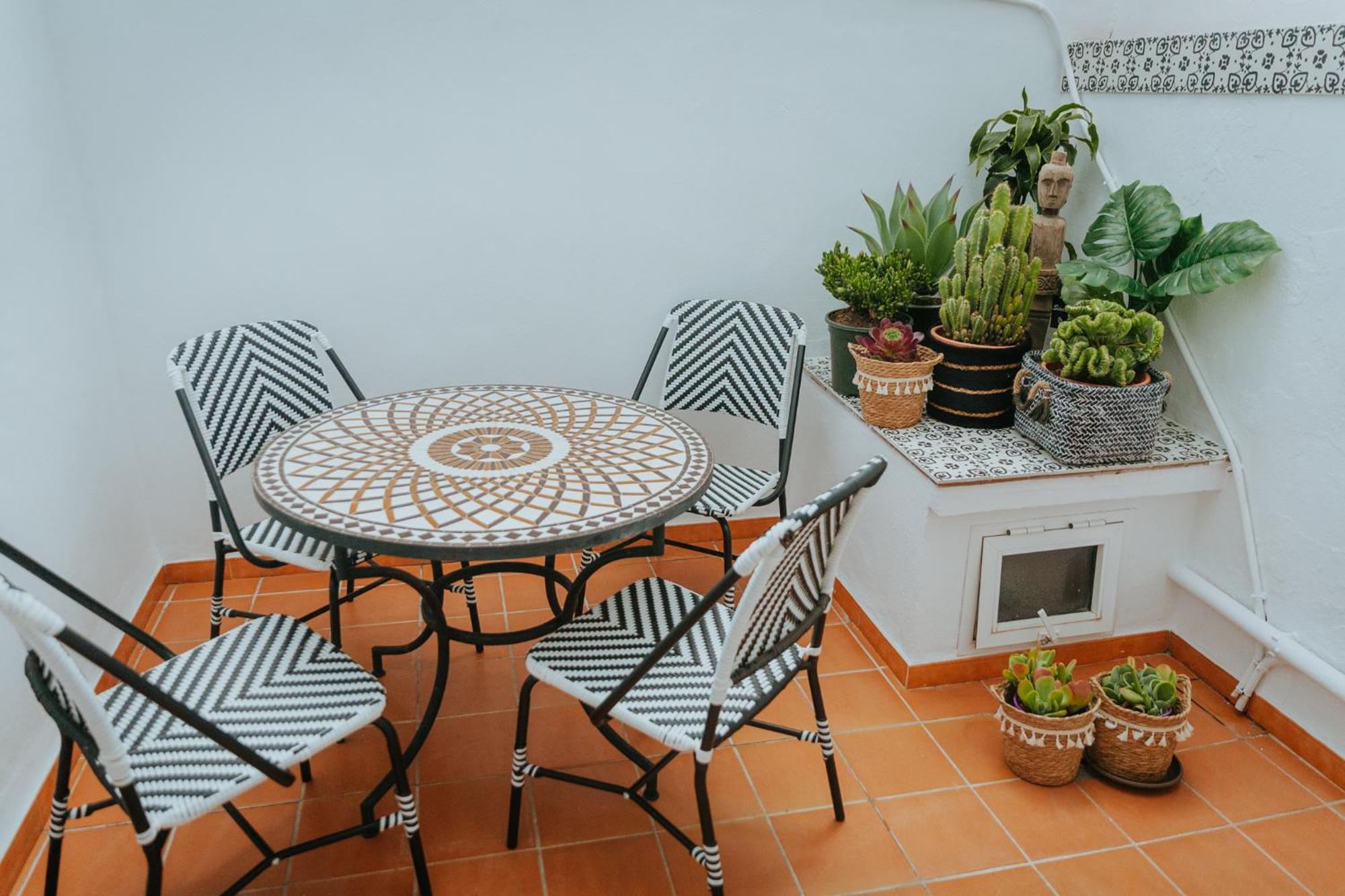 Las Flores Apartments 네르하 외부 사진