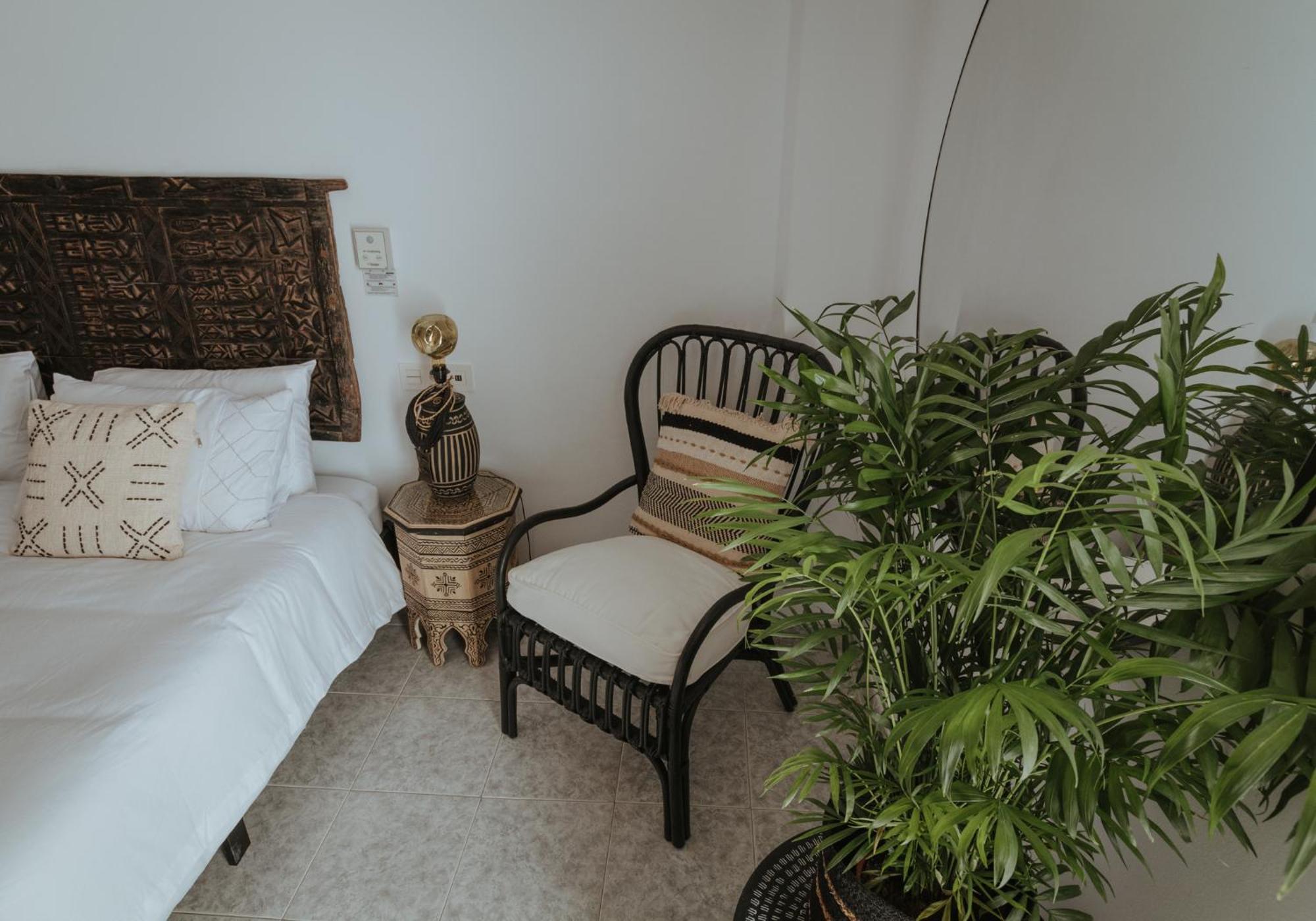 Las Flores Apartments 네르하 외부 사진