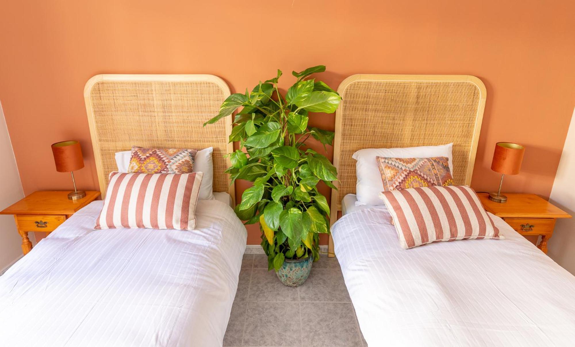 Las Flores Apartments 네르하 외부 사진