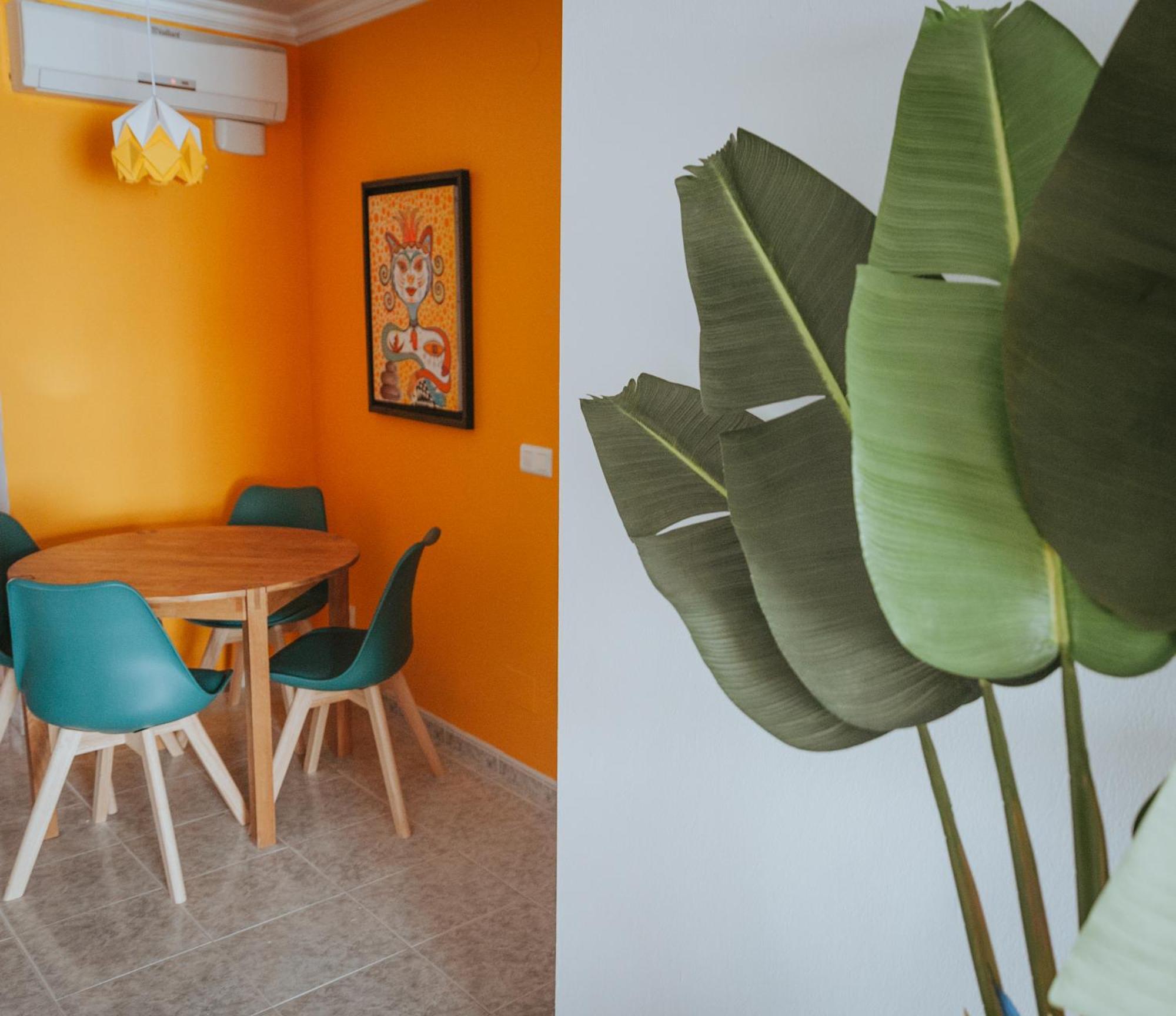 Las Flores Apartments 네르하 외부 사진